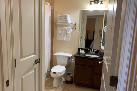 Condo in Tampa, Florida, 2 bedrooms  № 1910021 - photo 15