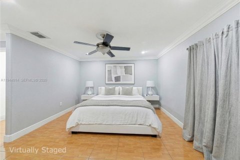 Appartement à louer à Hialeah Gardens, Floride: 2 chambres, 95.6 m2 № 2000853 - photo 8