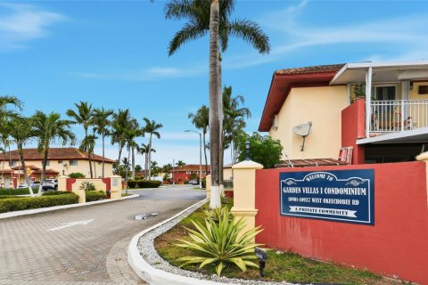 Appartement à louer à Hialeah Gardens, Floride: 2 chambres, 95.6 m2 № 2000853 - photo 20