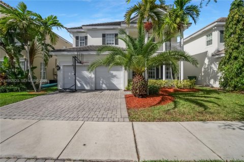 Villa ou maison à Fort Lauderdale, Floride 4 chambres, 267.37 m2 № 2064184