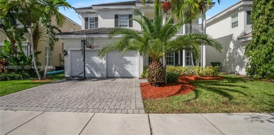 Villa ou maison à Fort Lauderdale, Floride 4 chambres, 267.37 m2 № 2064184