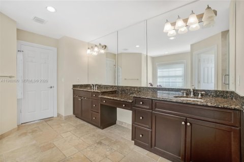 Villa ou maison à vendre à Fort Lauderdale, Floride: 4 chambres, 267.37 m2 № 2064184 - photo 14