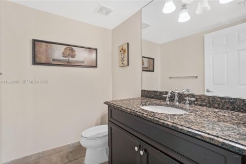 Villa ou maison à vendre à Fort Lauderdale, Floride: 4 chambres, 267.37 m2 № 2064184 - photo 22