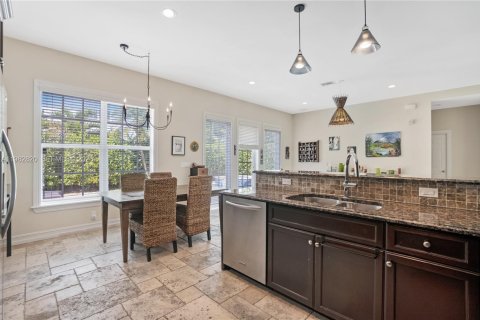 Villa ou maison à vendre à Fort Lauderdale, Floride: 4 chambres, 267.37 m2 № 2064184 - photo 8