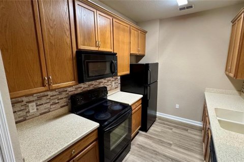 Condo in Orlando, Florida, 2 bedrooms  № 1900267 - photo 7
