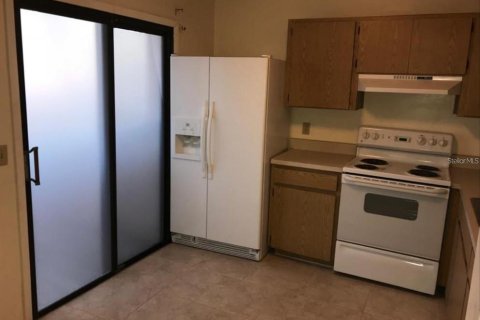 Condominio en alquiler en Ocala, Florida, 2 dormitorios, 77.29 m2 № 1843573 - foto 7