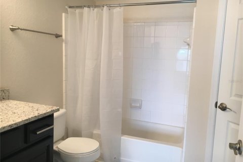 Condominio en alquiler en Kissimmee, Florida, 2 dormitorios, 95.32 m2 № 1899012 - foto 8