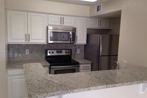 Condominio en alquiler en Kissimmee, Florida, 2 dormitorios, 95.32 m2 № 1899012 - foto 4