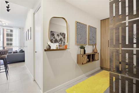 Condominio en venta en Miami, Florida, 1 dormitorio, 50.54 m2 № 2084952 - foto 12