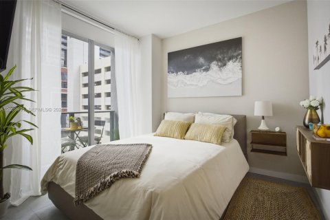 Condominio en venta en Miami, Florida, 1 dormitorio, 50.54 m2 № 2084952 - foto 18