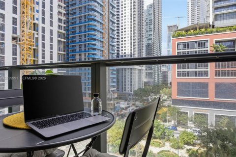 Condominio en venta en Miami, Florida, 1 dormitorio, 50.54 m2 № 2084952 - foto 4