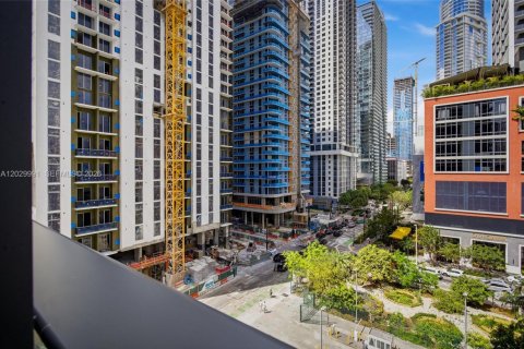 Condominio en venta en Miami, Florida, 1 dormitorio, 50.54 m2 № 2084952 - foto 10