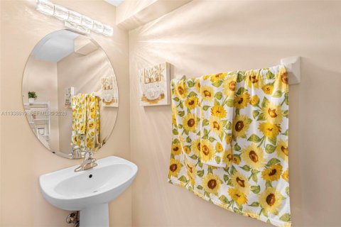 Купить таунхаус в Хомстед, Флорида 3 спальни, 140.47м2, № 1996466 - фото 10