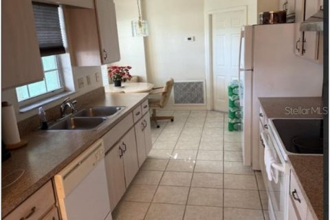 House in Ocala, Florida 3 bedrooms, 123.75 sq.m. № 1525563 - photo 6