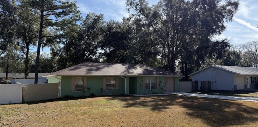 House in Ocala, Florida 3 bedrooms, 123.75 sq.m. № 1525563