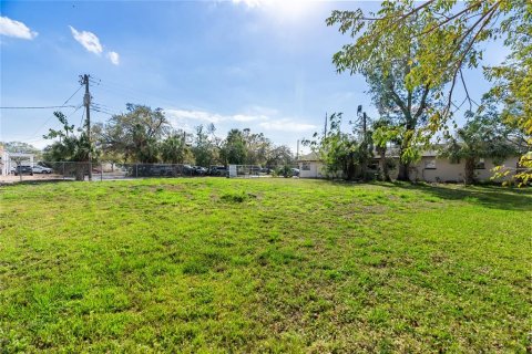 Commercial property in Sarasota, Florida 1767.37 sq.m. № 1560822 - photo 18