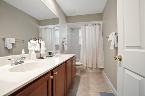Villa ou maison à vendre à DeLand, Floride: 5 chambres, 287.35 m2 № 1821200 - photo 30