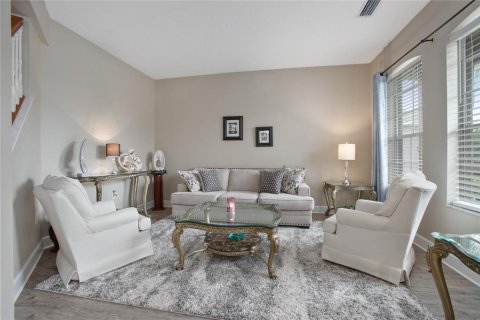 Villa ou maison à vendre à DeLand, Floride: 5 chambres, 287.35 m2 № 1821200 - photo 3