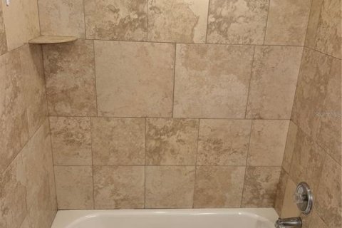 Condo in Lakewood Ranch, Florida, 2 bedrooms № 2097922 - photo 23