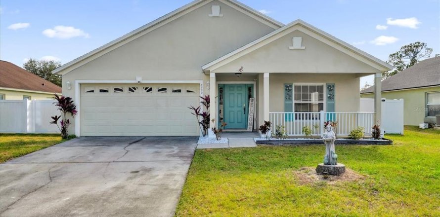House in Kissimmee, Florida 3 bedrooms, 180.42 sq.m. № 1510945