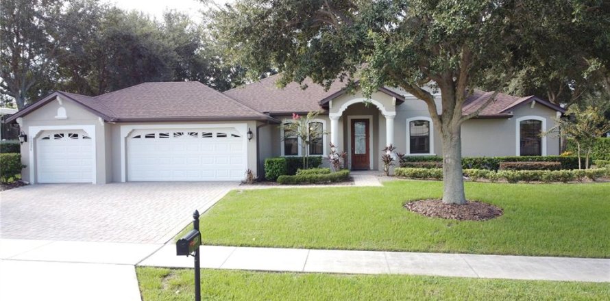 Villa ou maison à Clermont, Floride 3 chambres, 192.49 m2 № 1900999