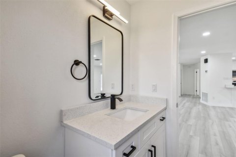 Casa en venta en Tampa, Florida, 3 dormitorios, 149.39 m2 № 1834987 - foto 20