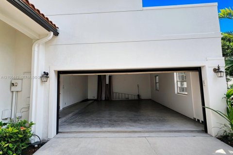 Villa ou maison à vendre à Pembroke Pines, Floride: 4 chambres, 185.06 m2 № 2416042 - photo 27