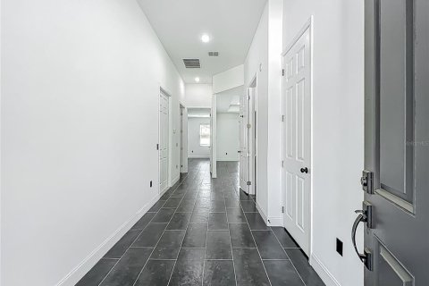 House in Sanford, Florida 4 bedrooms, 190.64 sq.m. № 1737136 - photo 20