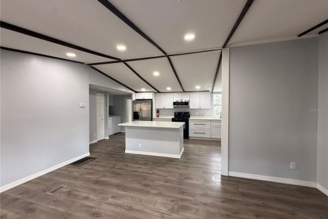 Appartement à louer à Wesley Chapel, Floride: 3 chambres, 111.48 m2 № 2122215 - photo 10