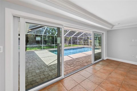 House in Sarasota, Florida 3 bedrooms, 229.93 sq.m. № 2156910 - photo 5