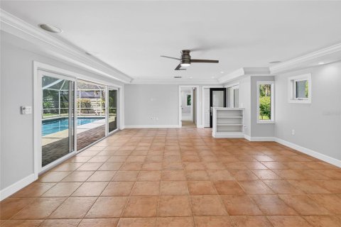 House in Sarasota, Florida 3 bedrooms, 229.93 sq.m. № 2156910 - photo 3