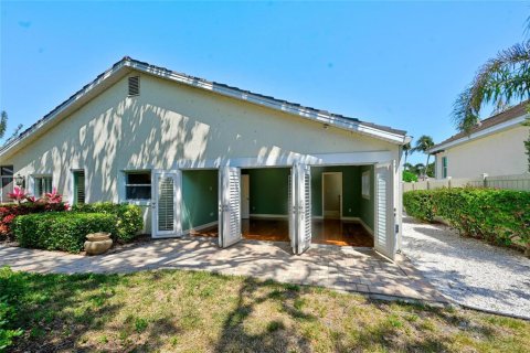 House in Sarasota, Florida 3 bedrooms, 229.93 sq.m. № 2156910 - photo 24