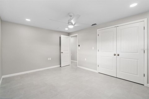 Villa ou maison à louer à New Port Richey, Floride: 3 chambres, 172.98 m2 № 2386087 - photo 28