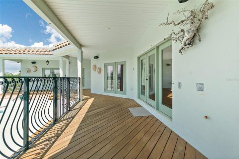 Casa en venta en Palm Coast, Florida, 5 dormitorios, 338.07 m2 № 1909013 - foto 16
