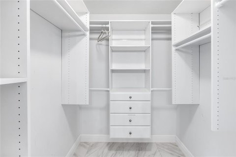 Купить виллу или дом в Сарасота, Флорида 4 комнаты, 163.88м2, № 1906567 - фото 19