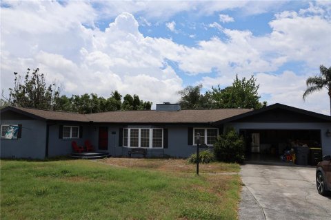 Casa en venta en Winter Haven, Florida, 3 dormitorios, 219.53 m2 № 1909986 - foto 1