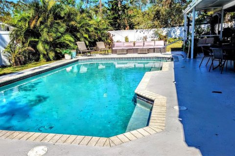 House in Sarasota, Florida 3 bedrooms, 140.75 sq.m. № 1841990 - photo 27