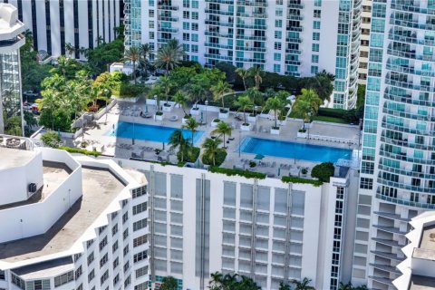 Copropriété à vendre à Miami, Floride: 1 chambre, 64.29 m2 № 2021897 - photo 26