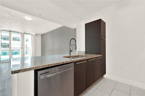 Copropriété à vendre à Miami, Floride: 1 chambre, 64.29 m2 № 2021897 - photo 7