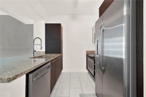 Copropriété à vendre à Miami, Floride: 1 chambre, 64.29 m2 № 2021897 - photo 6