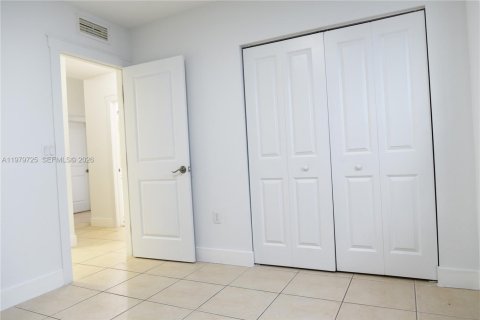 Casa en venta en Homestead, Florida, 3 dormitorios, 160.54 m2 № 2046456 - foto 23