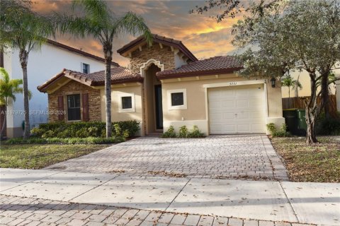 Casa en venta en Homestead, Florida, 3 dormitorios, 160.54 m2 № 2046456 - foto 2