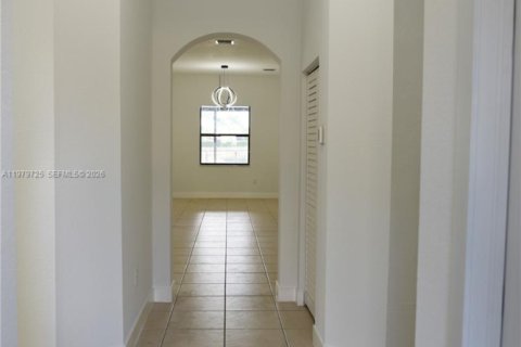 Casa en venta en Homestead, Florida, 3 dormitorios, 160.54 m2 № 2046456 - foto 17