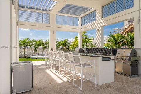 Adosado en venta en Doral, Florida, 4 dormitorios, 168.34 m2 № 1693330 - foto 12