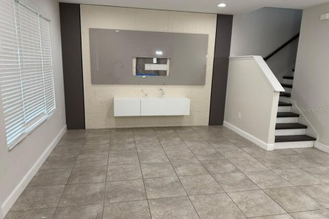 Touwnhouse à vendre à Kissimmee, Floride: 3 chambres, 148.92 m2 № 2414028 - photo 12