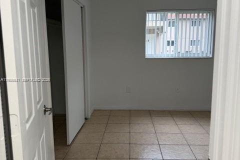 Condominio en alquiler en Fort Lauderdale, Florida, 1 dormitorio, 56.21 m2 № 2011784 - foto 17