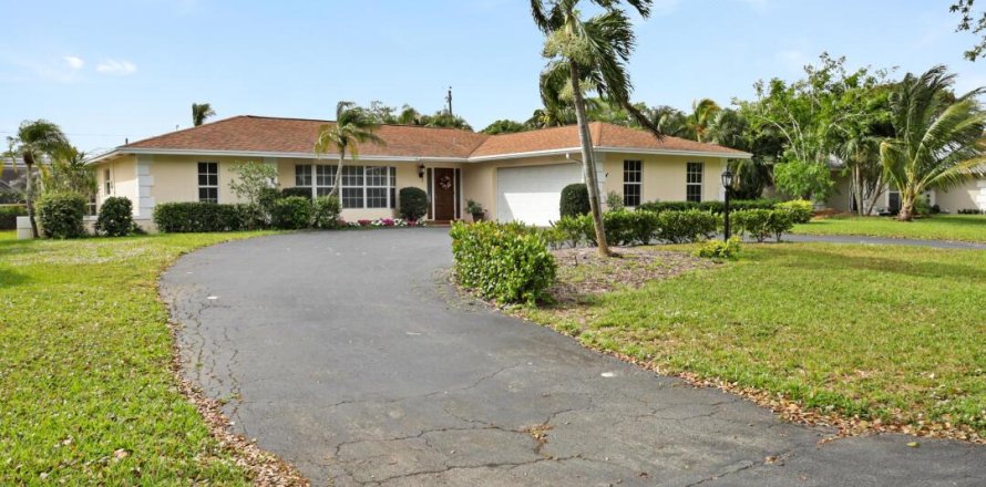 Casa en Tequesta, Florida 4 dormitorios, 179.3 m2 № 1035994