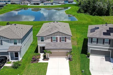 Villa ou maison à vendre à Zephyrhills, Floride: 4 chambres, 209.96 m2 № 2298473 - photo 3