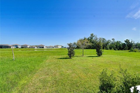 Villa ou maison à vendre à Zephyrhills, Floride: 4 chambres, 209.96 m2 № 2298473 - photo 28