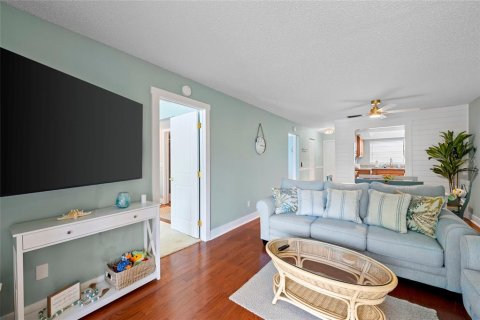 Condominio en venta en Bradenton, Florida, 2 dormitorios, 87.98 m2 № 2151101 - foto 6